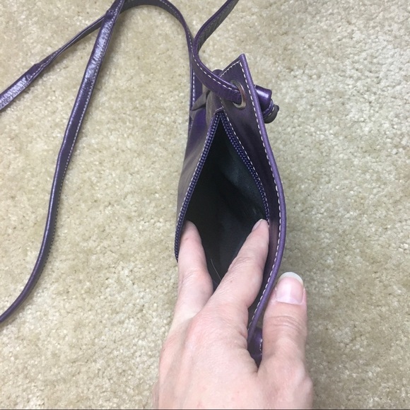 David King Boston Purple Crossbody Bag - Picture 4 of 6